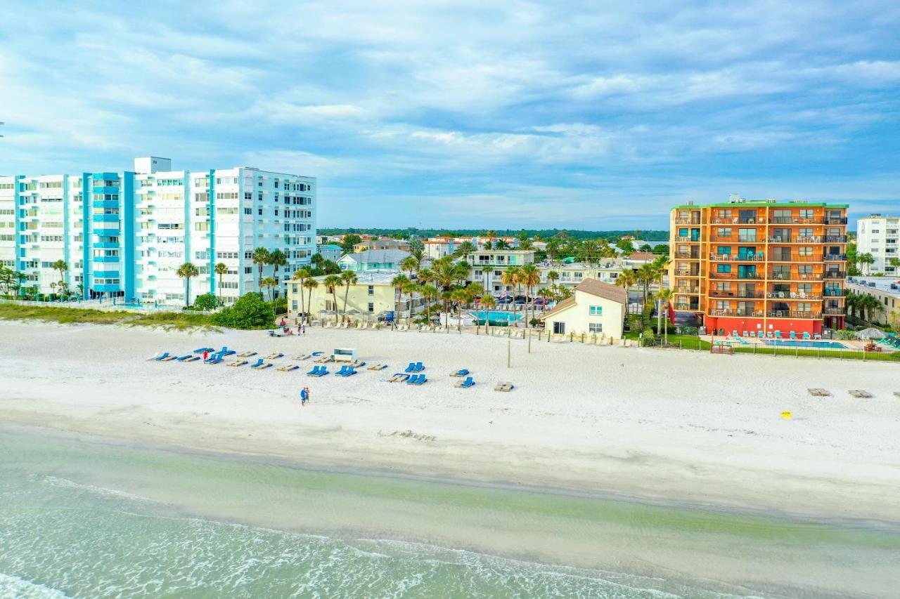 Grand Shores West Редингтън Шорс Екстериор снимка