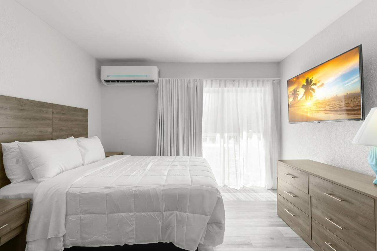 Grand Shores West Редингтън Шорс Екстериор снимка