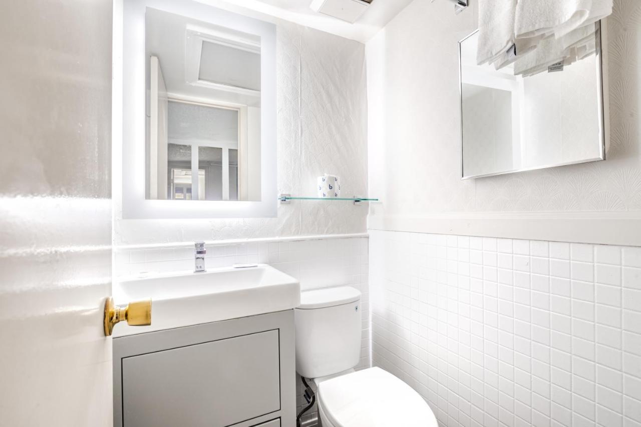Grand Shores West Редингтън Шорс Екстериор снимка