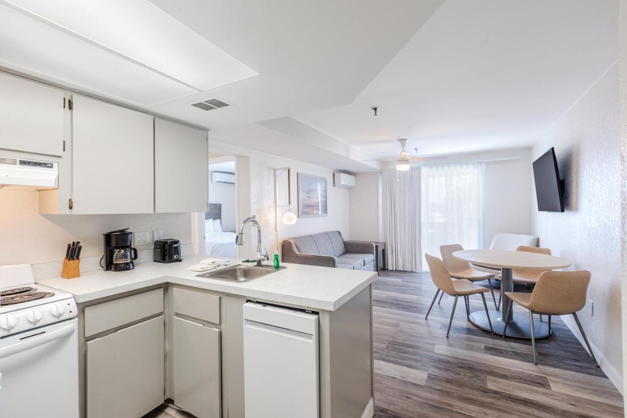 Grand Shores West Редингтън Шорс Екстериор снимка