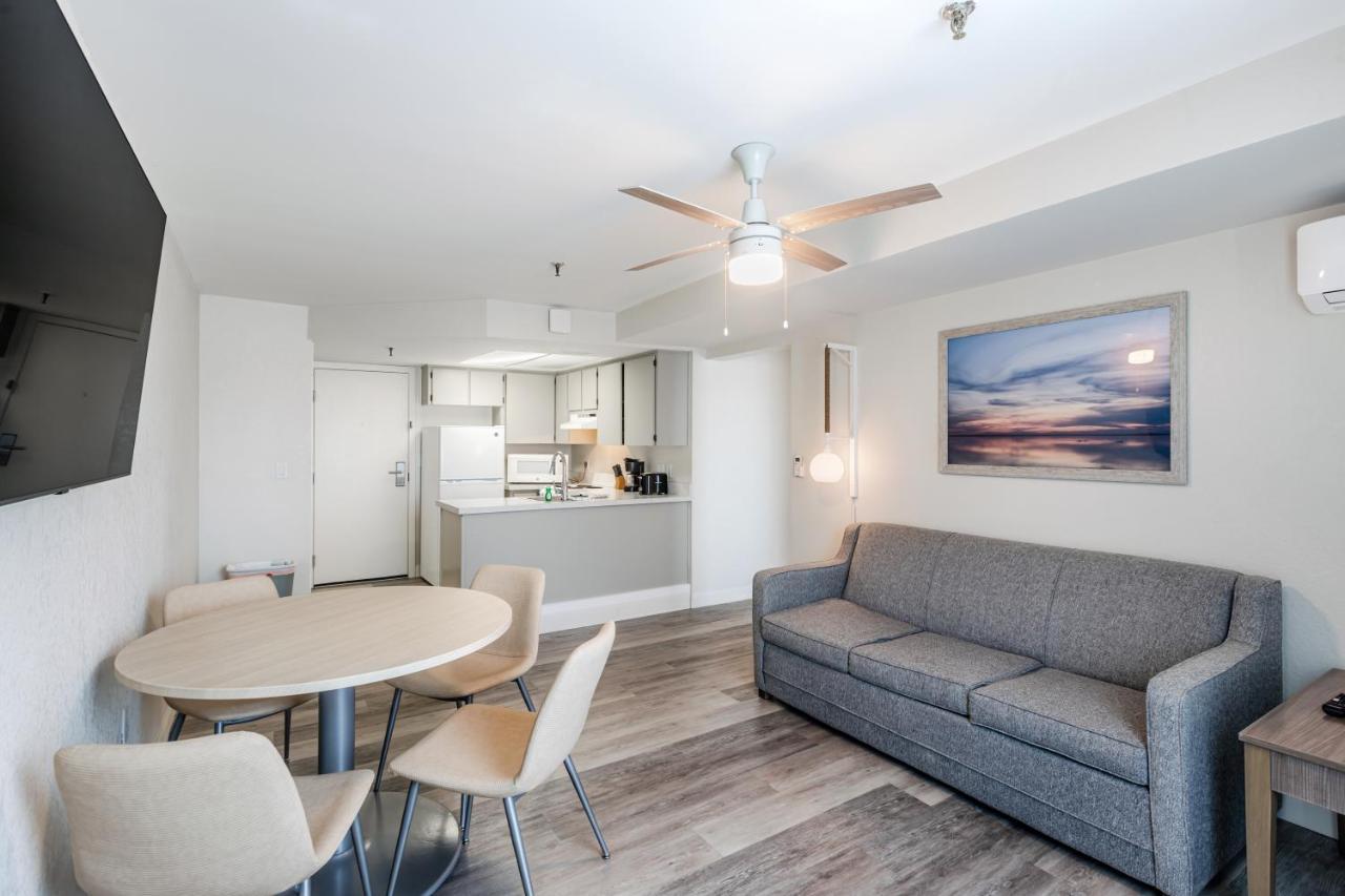 Grand Shores West Редингтън Шорс Екстериор снимка